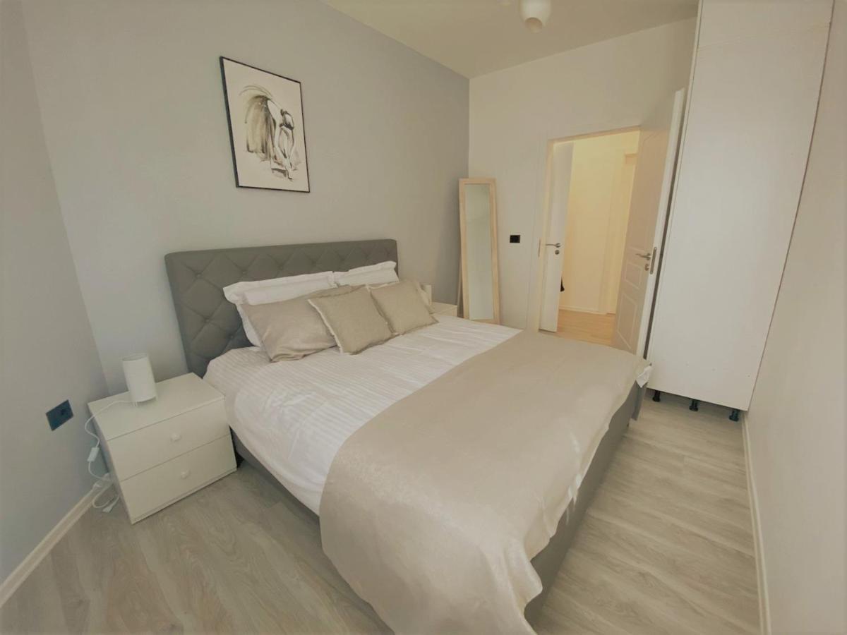 Cozy Central Tirana Apartments Exterior photo